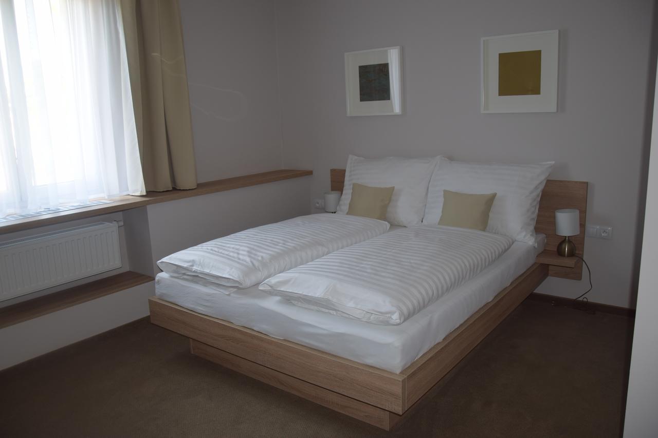 Hotel Rokiten Moravsky Krumlov Ngoại thất bức ảnh