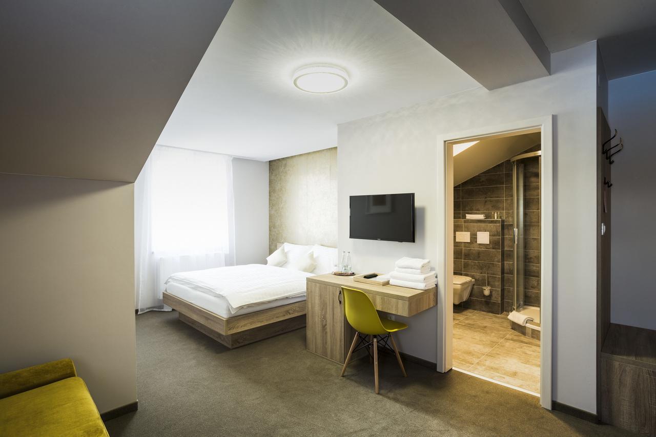 Hotel Rokiten Moravsky Krumlov Ngoại thất bức ảnh